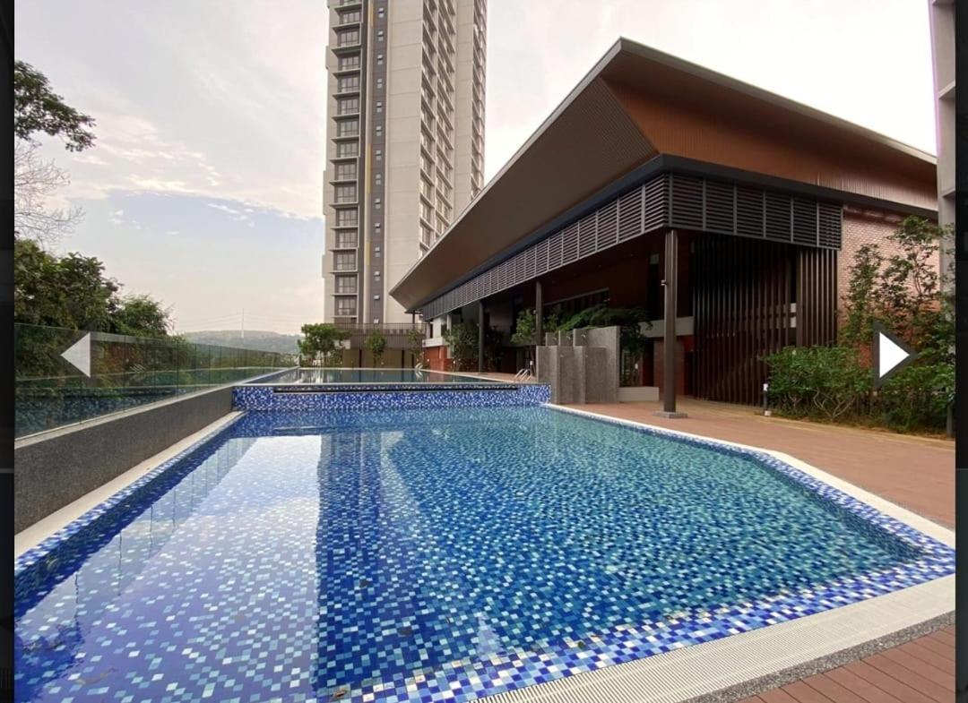 The Clio 2 Residences, Beside Conezion, Beside Ioi City Mall, Opposite Serdang Hospital, Beside Uniteen And Upm, 푸트라자야 외부 사진